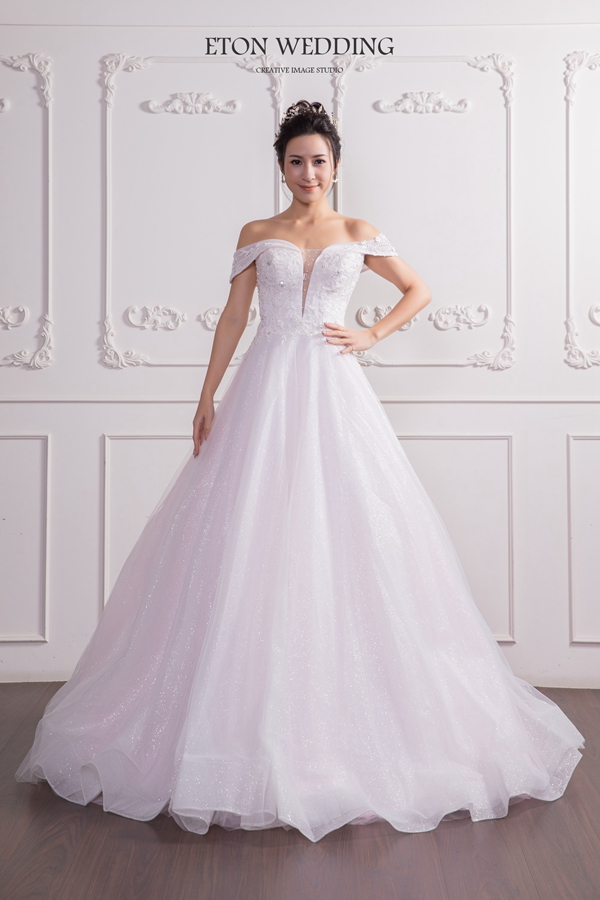 松山手工婚紗,松山婚紗出租,松山婚紗禮服,松山類婚紗,松山傳統婚紗,松山輕婚紗